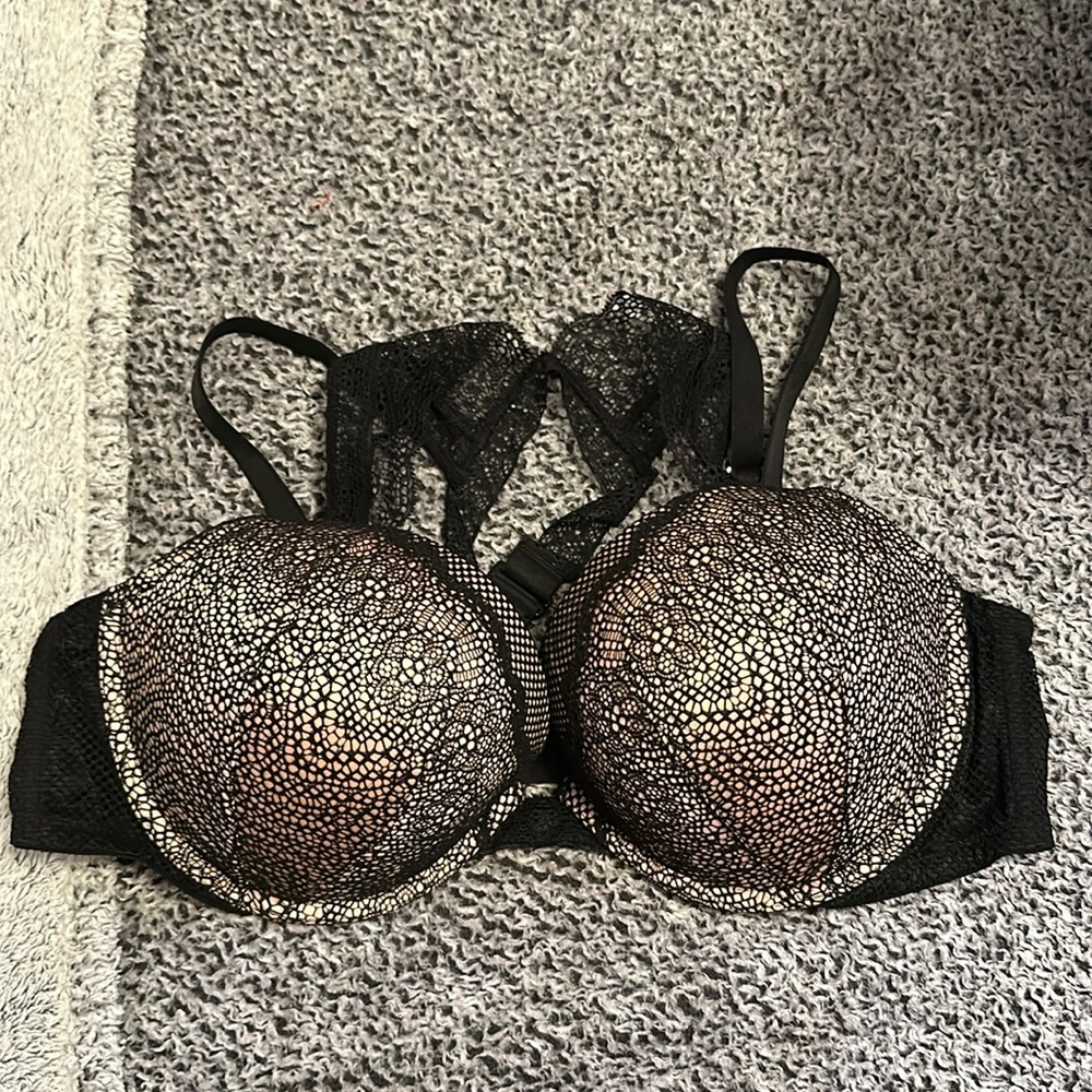 Victoria’s Secret bra